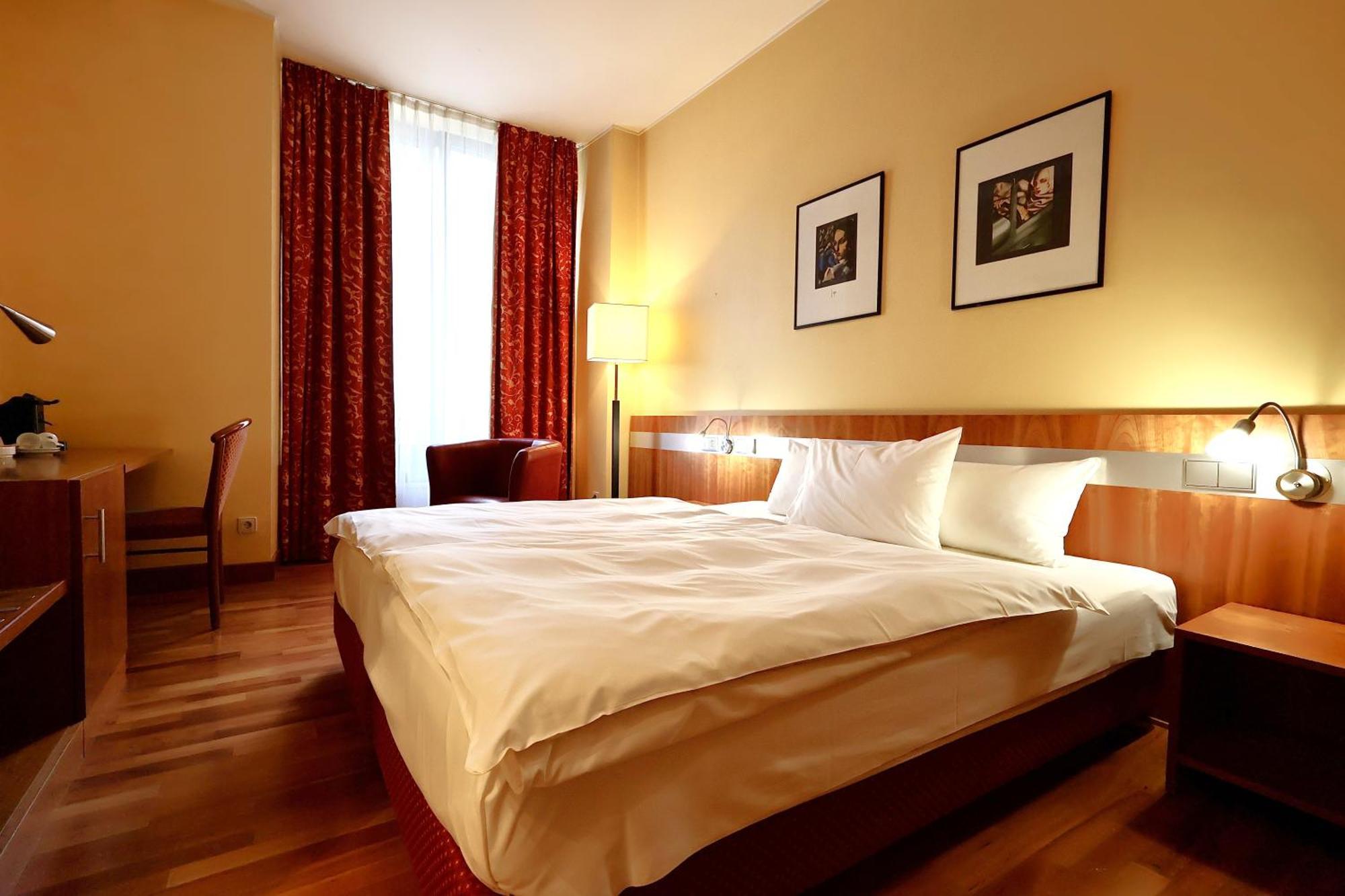 Hotel De La Poste Esch-sur-Alzette Eksteriør billede