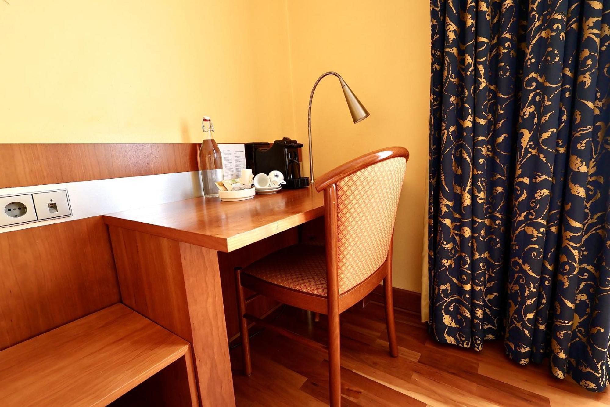 Hotel De La Poste Esch-sur-Alzette Eksteriør billede